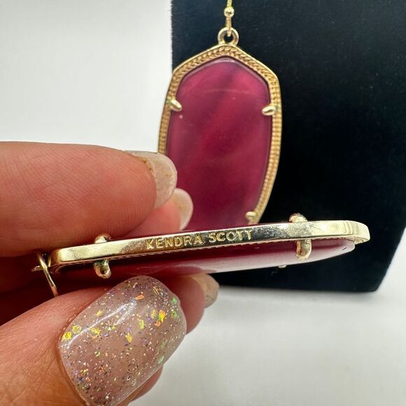 Retired RARE Kendra Scott "Pink Agate" Danielle dangle earrings in gold tone! - Picture 5 of 11